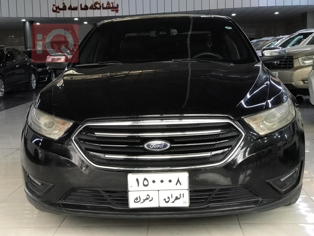 Ford Taurus